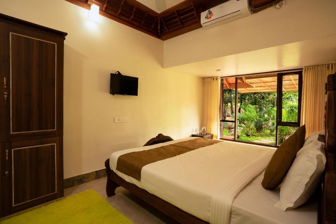 Neelambari Resorts Urakam Exteriör bild